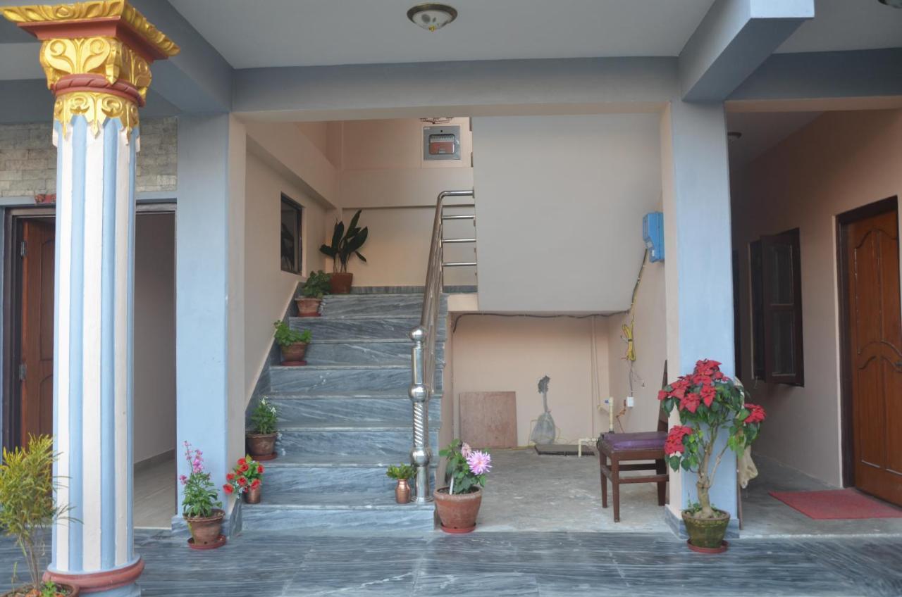 Hotel Immortal Inn Pokhara Dış mekan fotoğraf